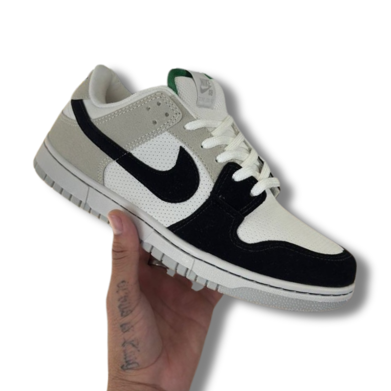 Nike SB Dunk Low Pro cor branco cinza e preto