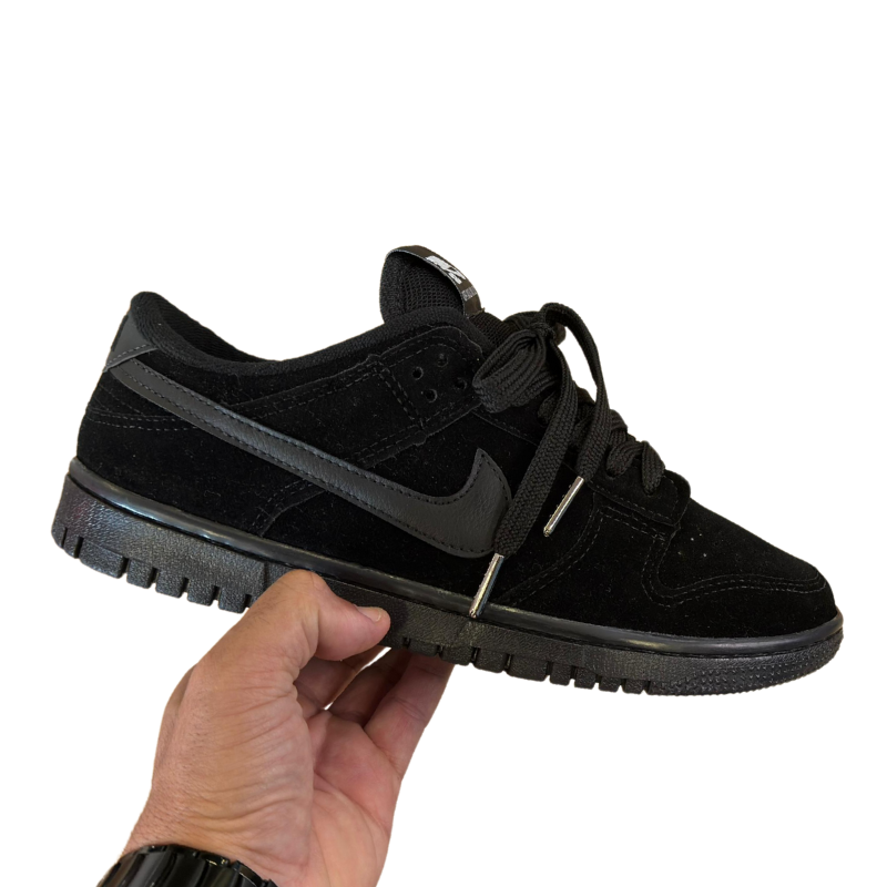 Nike SB Dunk Low Pro