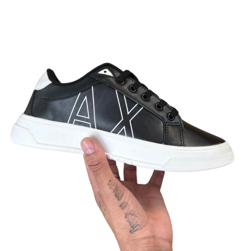 Tênis Emporio Armani Exchange