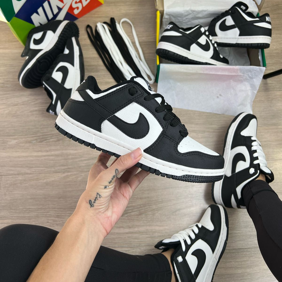 Nike Dunk SB Preto e Branco