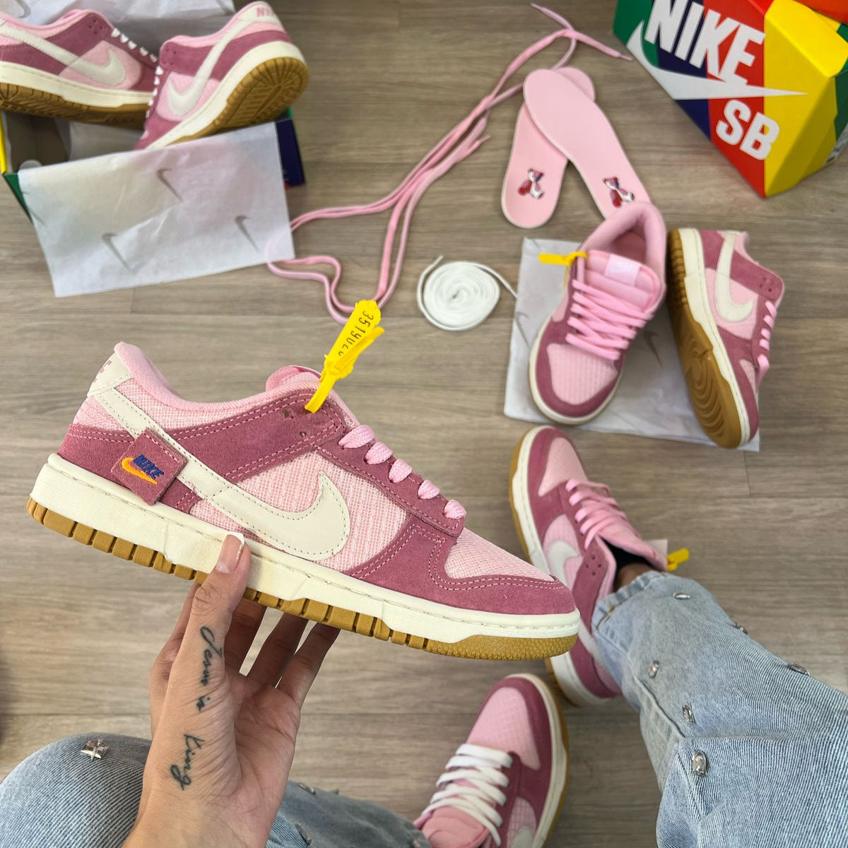 Nike SB Dunk Low Teddy Bear