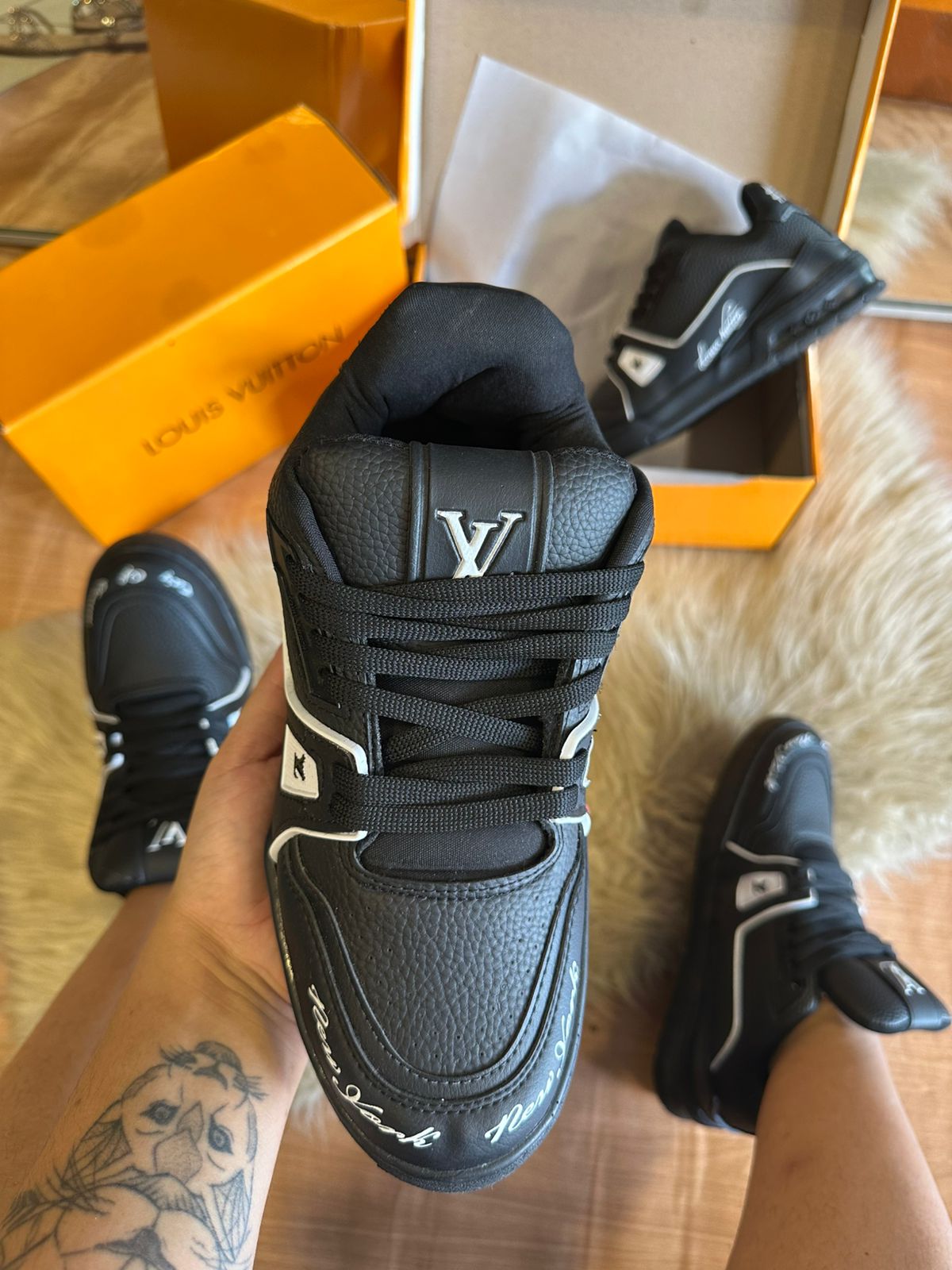 Louis Vuitton 54