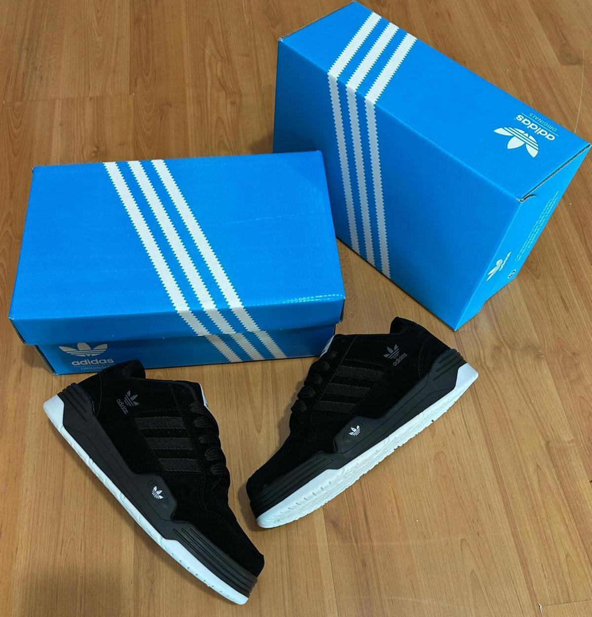 Adidas Low CL