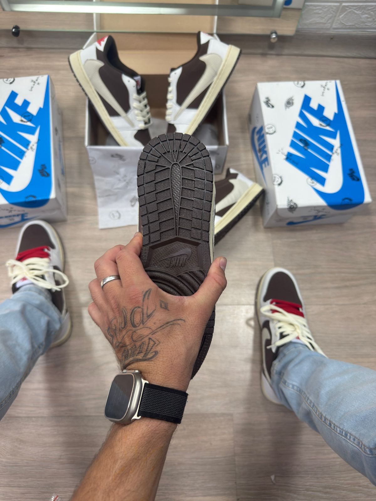 Nike Air Jordan Travis Scott