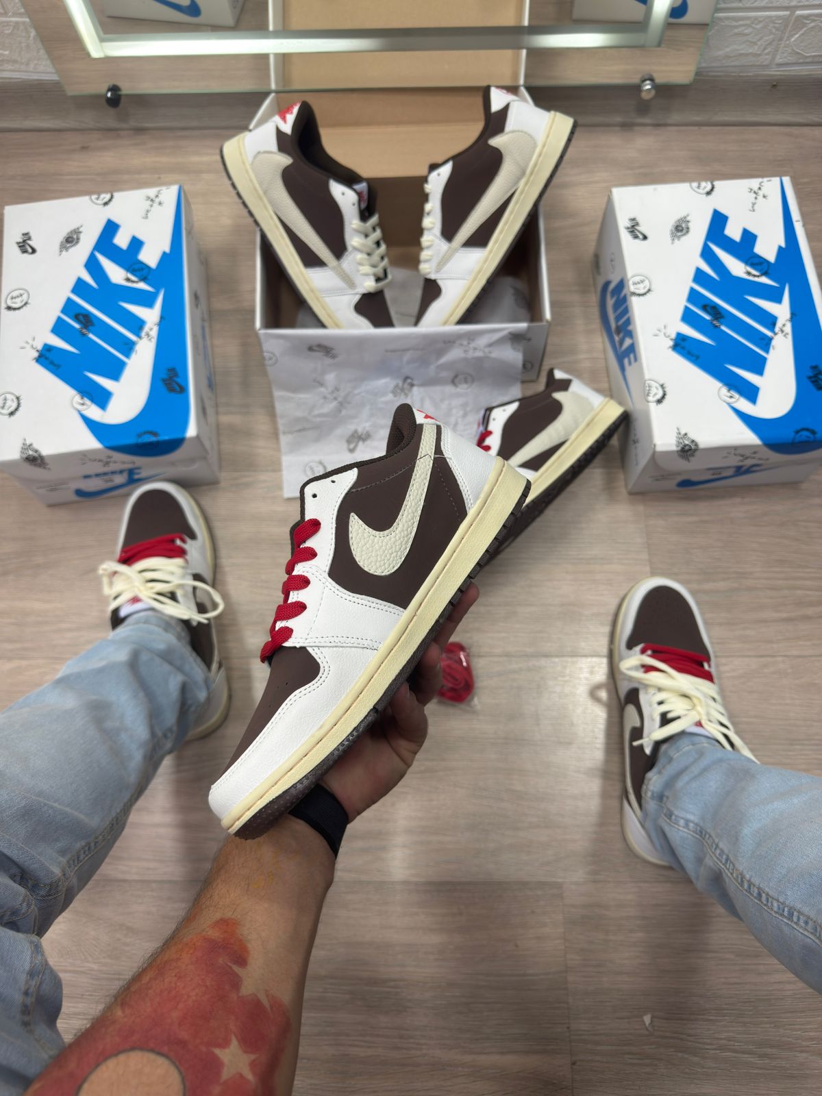 Nike Air Jordan Travis Scott