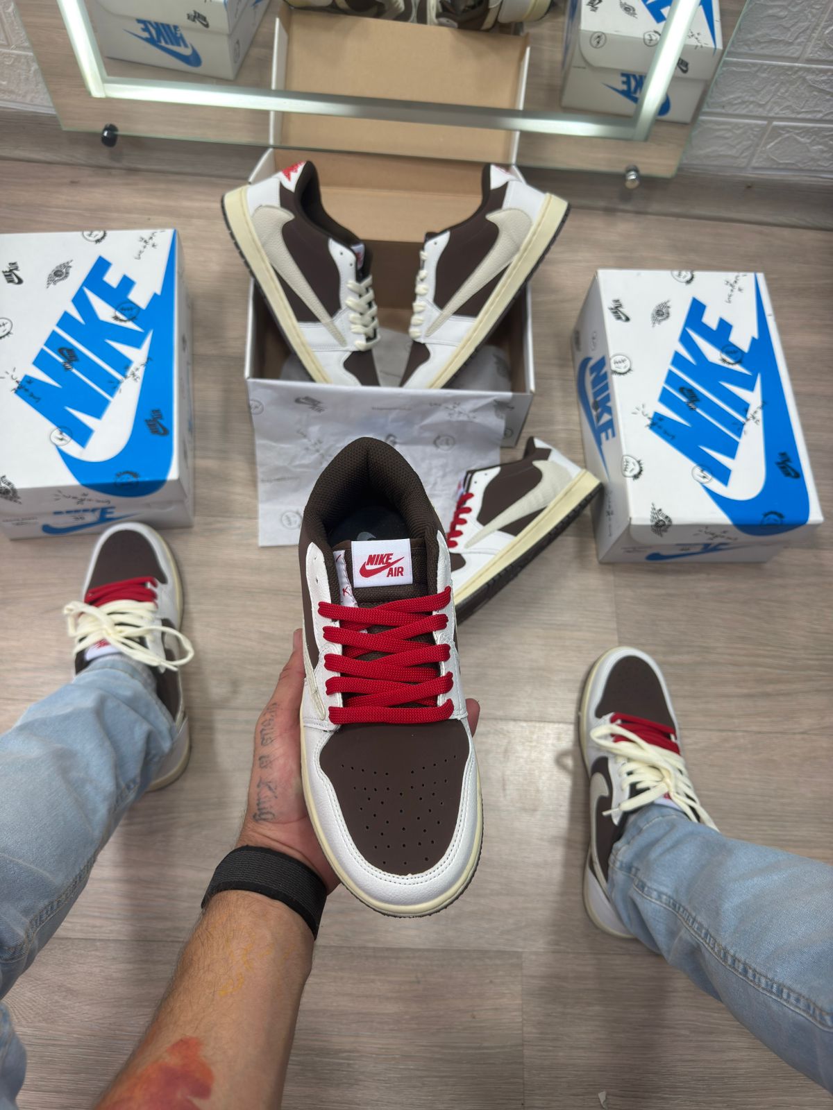 Nike Air Jordan Travis Scott