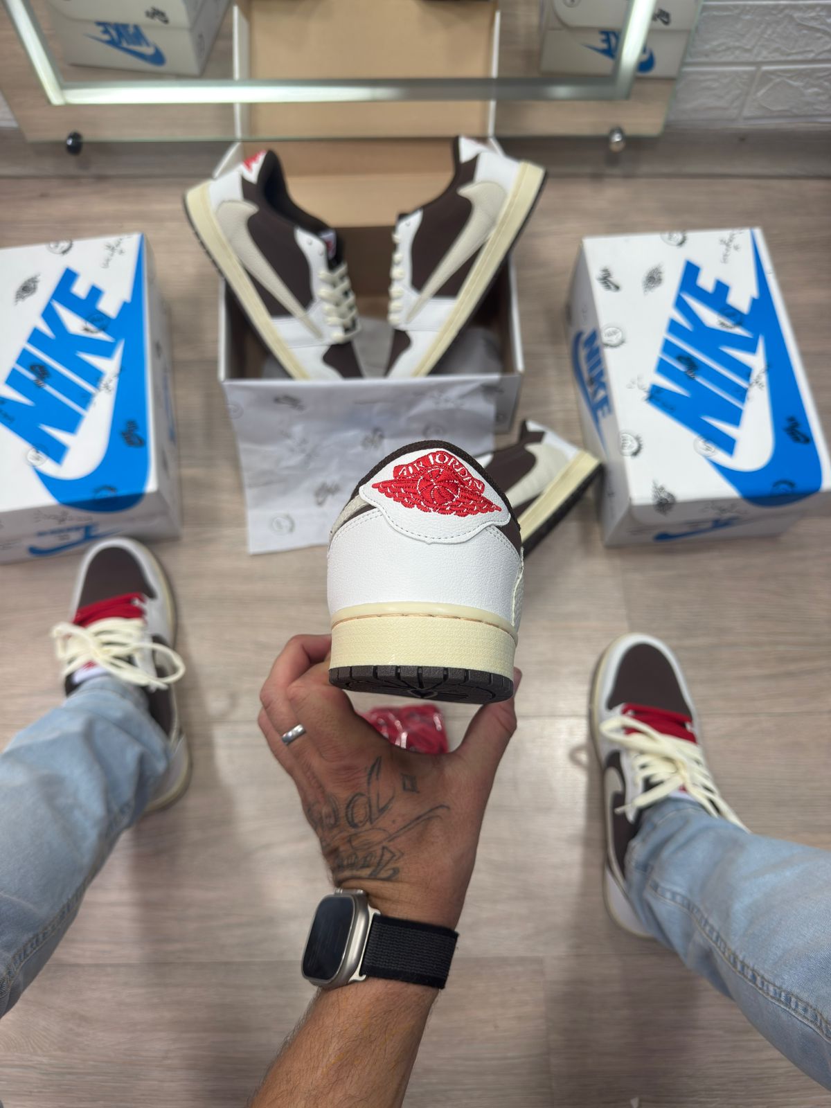 Nike Air Jordan Travis Scott