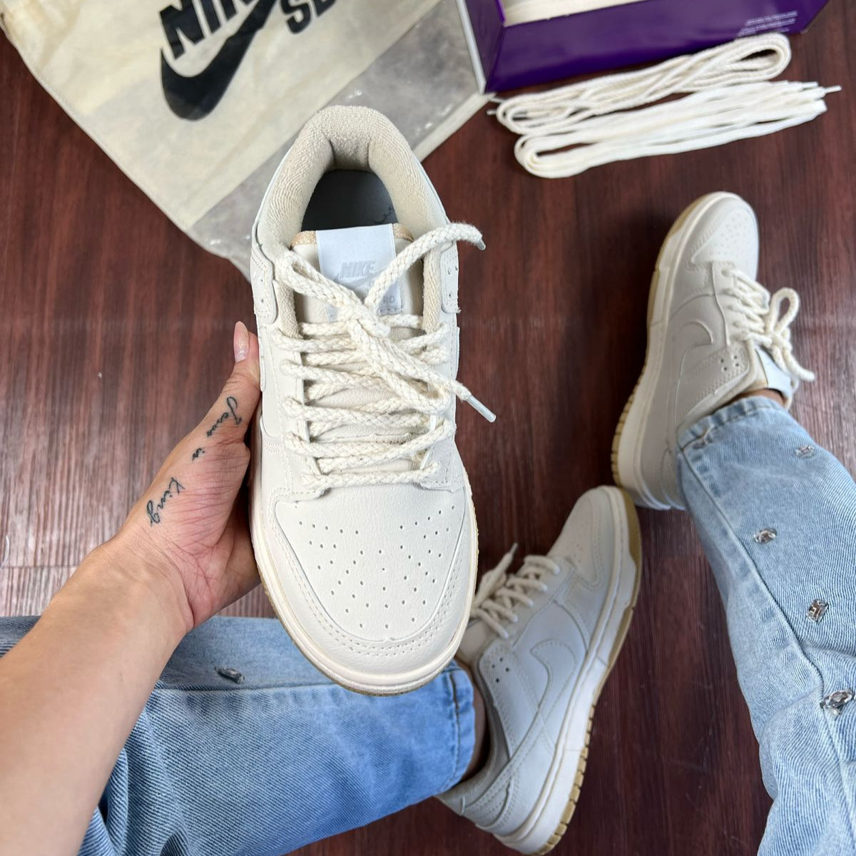 Nike SB Dunk cor Creme