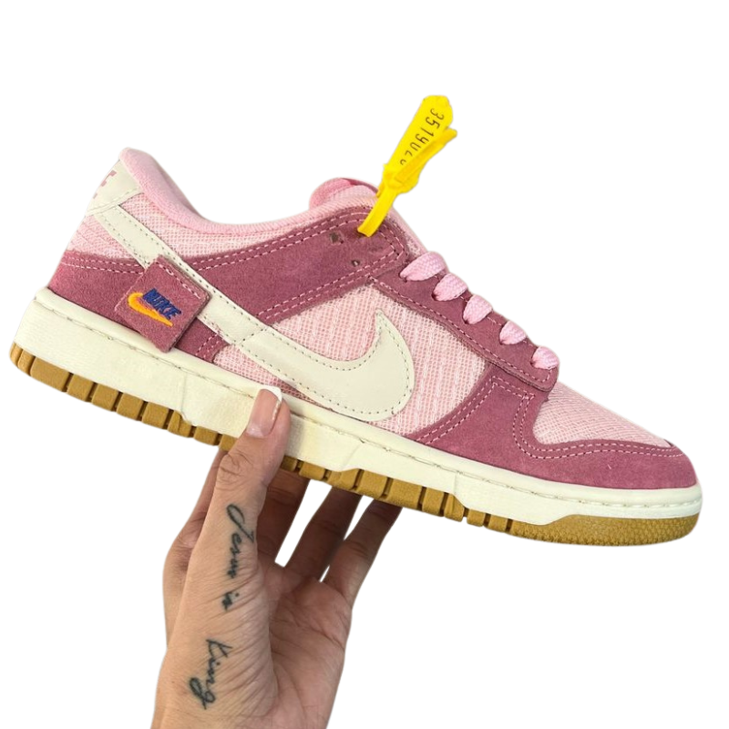 Nike SB Dunk Low Teddy Bear