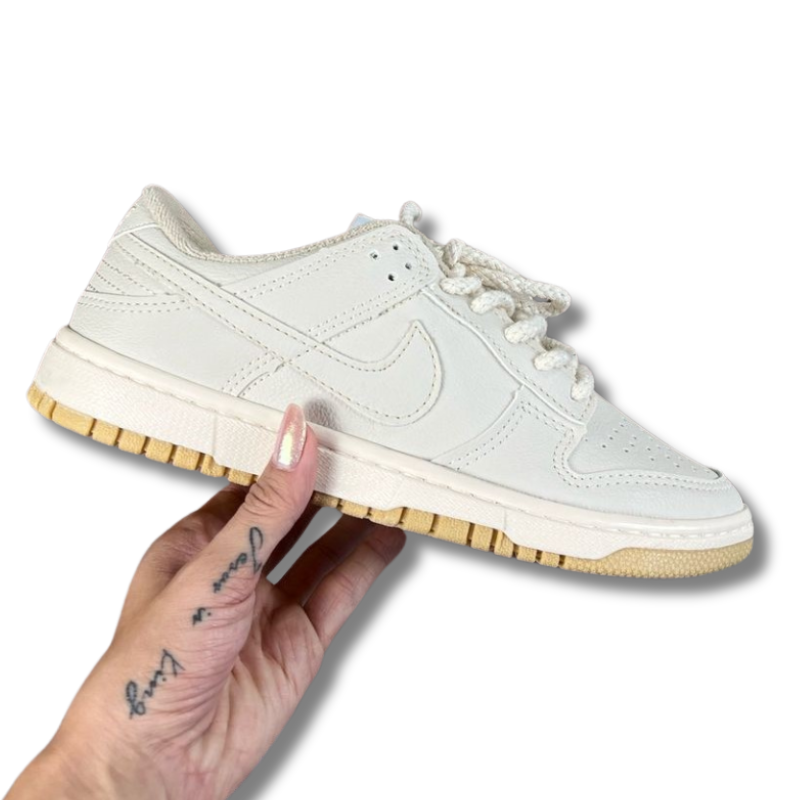 Nike SB Dunk cor Creme