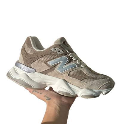 Tênis New Balance 9060 de Couro Legitimo