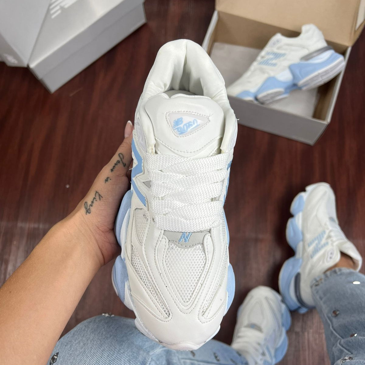 New Balance 9060 Branco e Azul