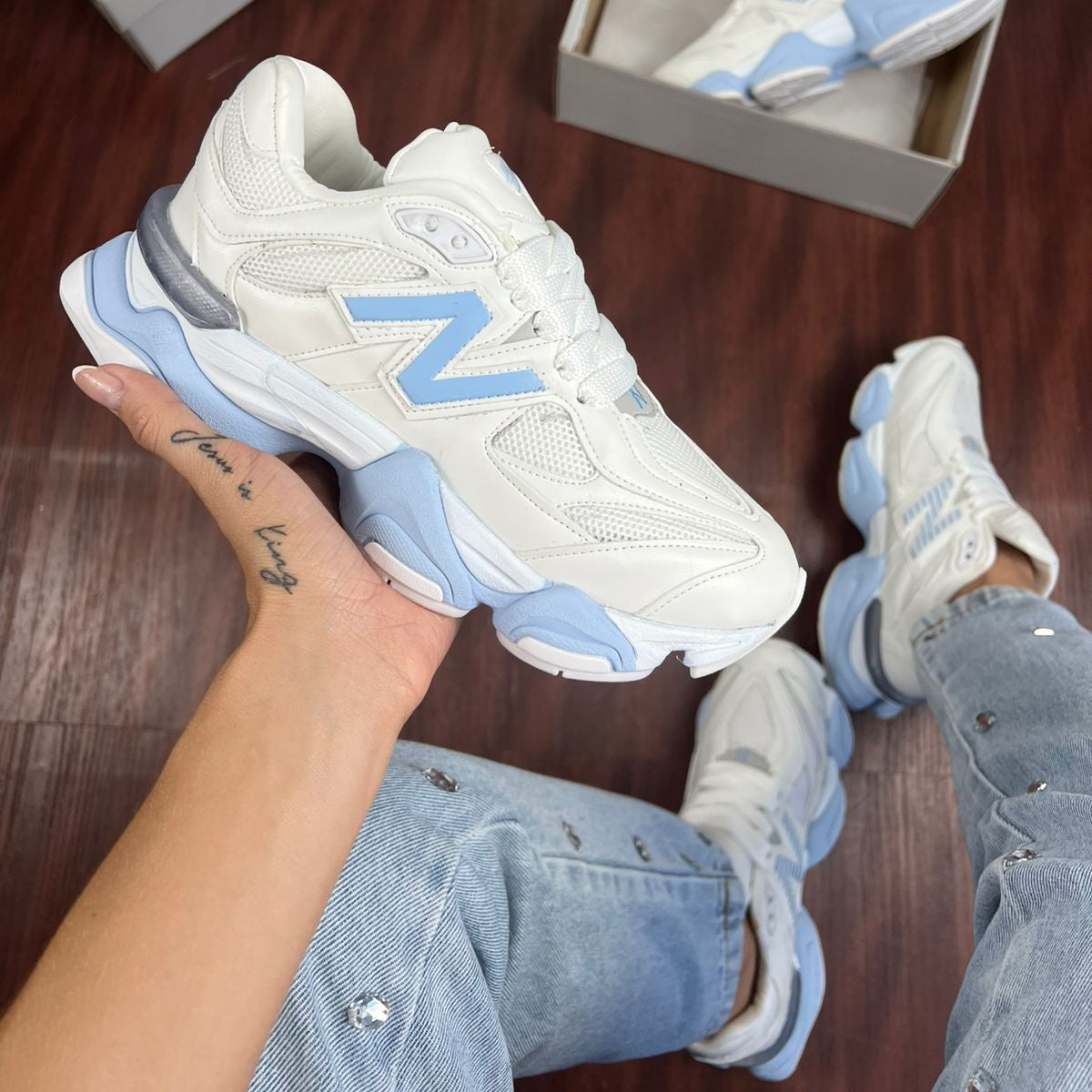 New Balance 9060 Branco e Azul