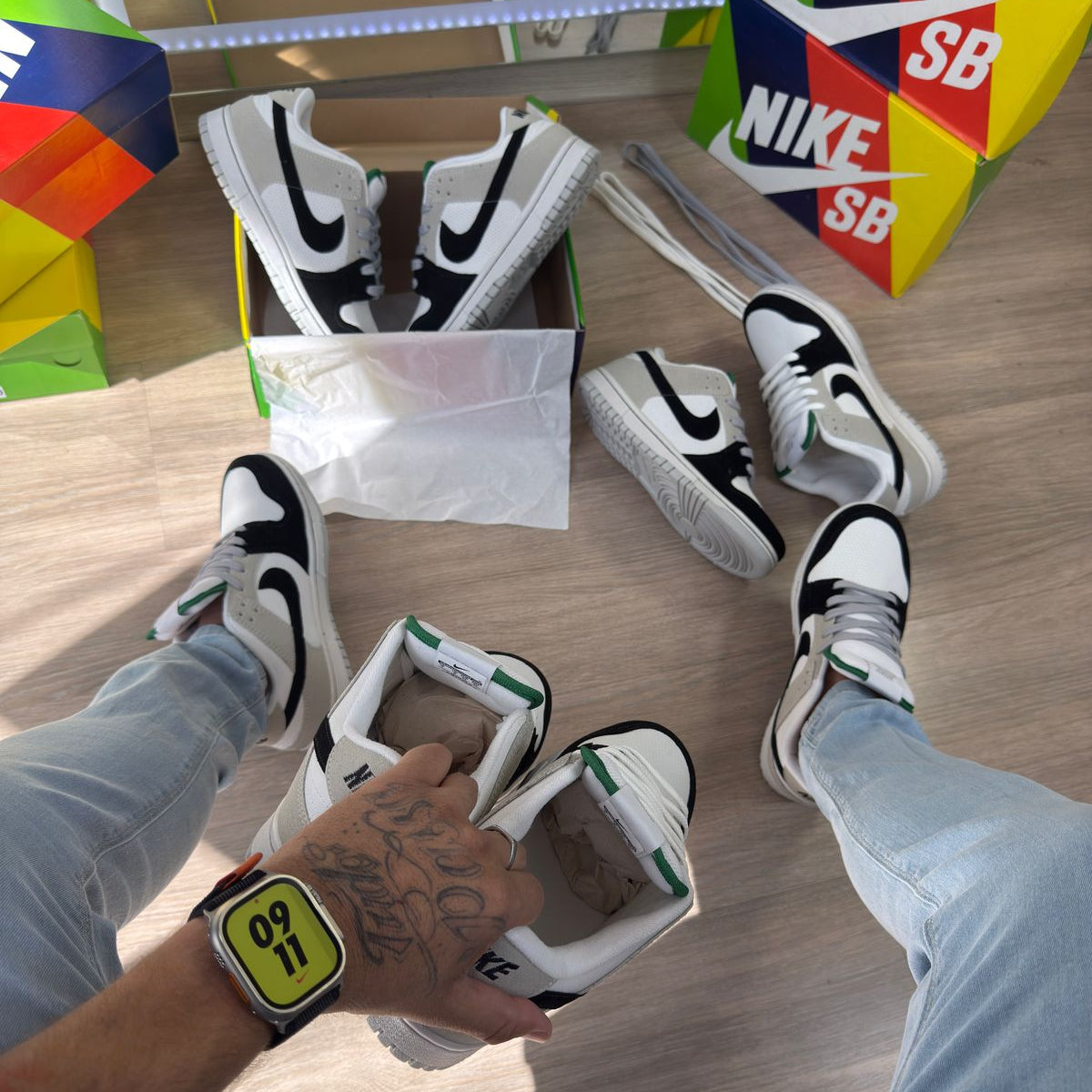 Nike SB Dunk Low Pro cor branco cinza e preto