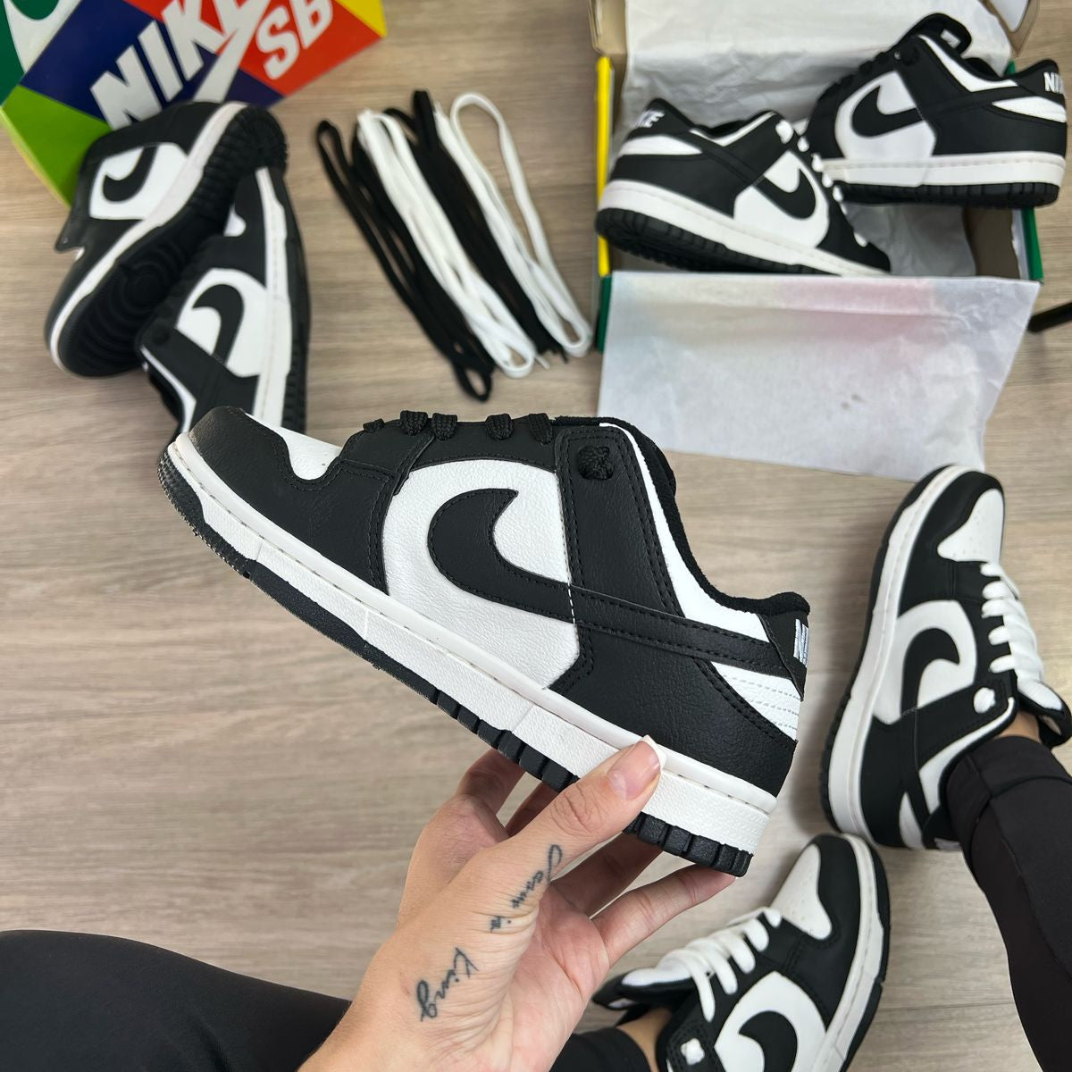 Nike Dunk SB Preto e Branco