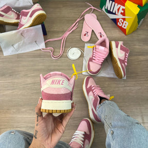 Nike SB Dunk Low Teddy Bear