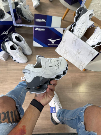 Mizuno Wave Prophecy 14