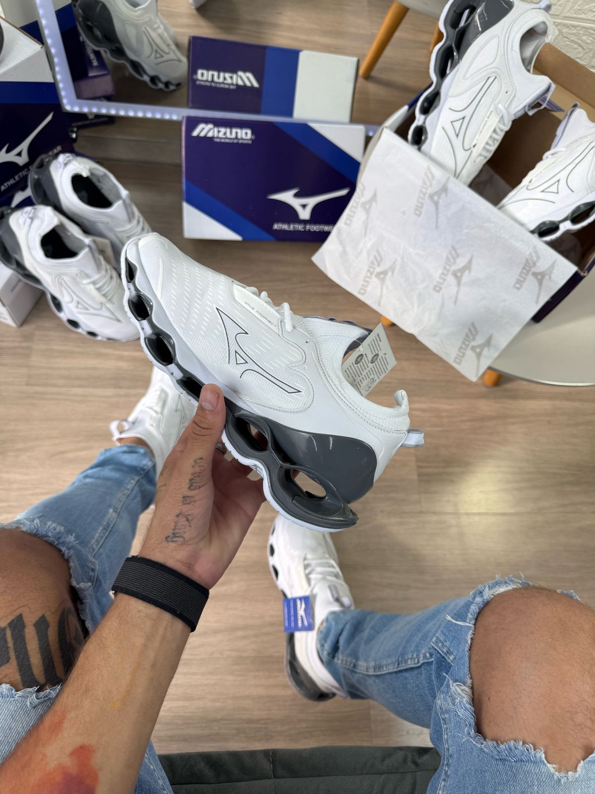Mizuno Wave Prophecy 14