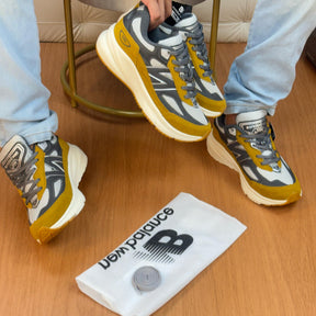 New Balance 990