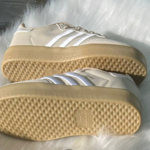 Adidas Sambaê