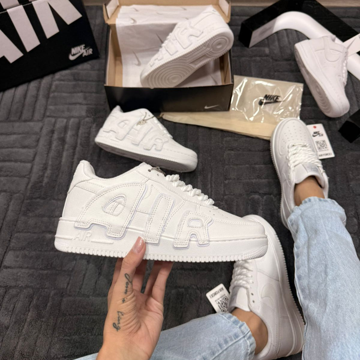 Nike Air Force More Uptempo