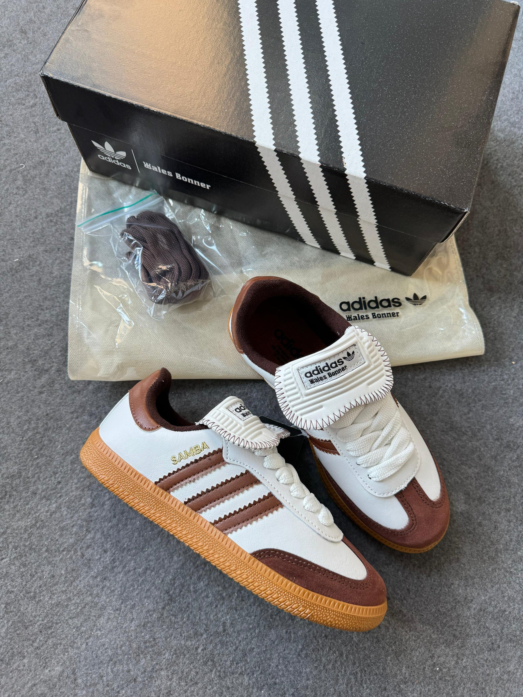 Adidas Samba LT