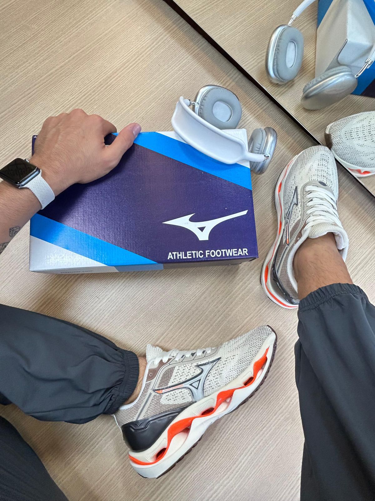 Mizuno Wave Stratos 3