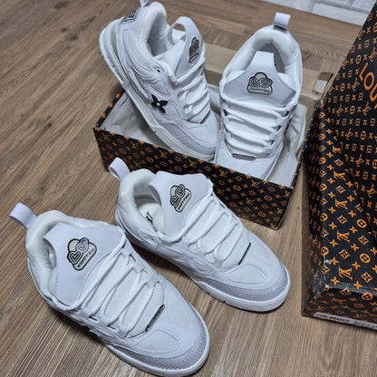 Louis Vuitton LV