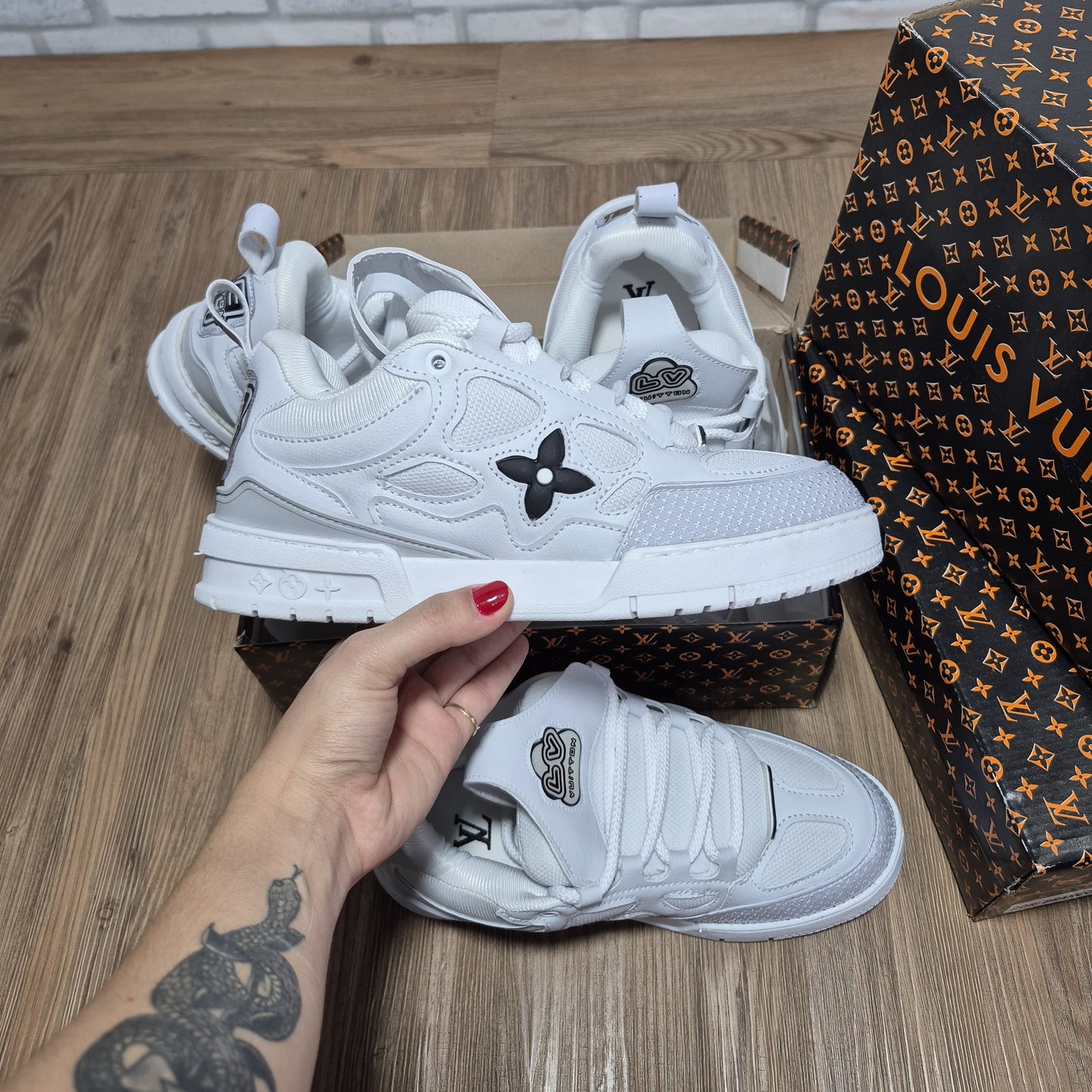 Louis Vuitton LV