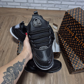 Louis Vuitton LV