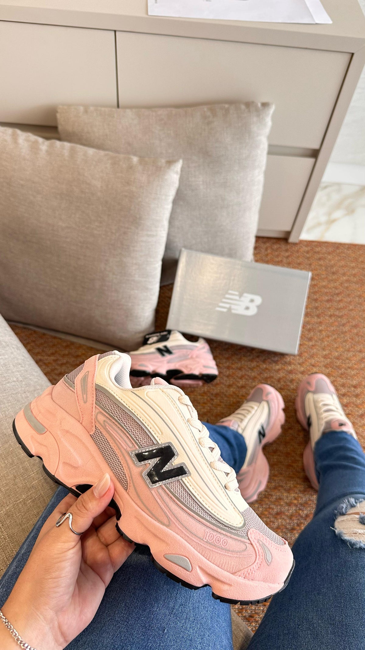 New Balance 1000