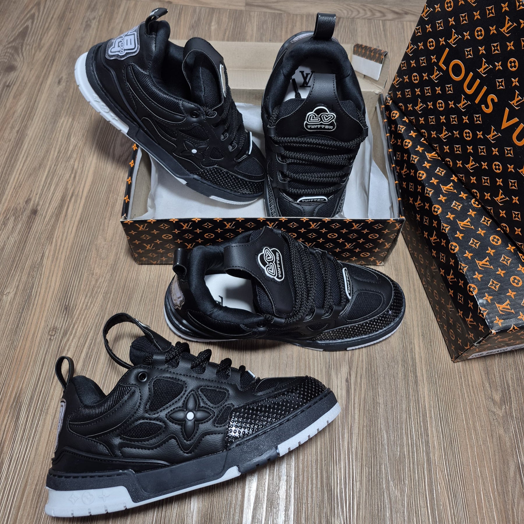 Louis Vuitton LV