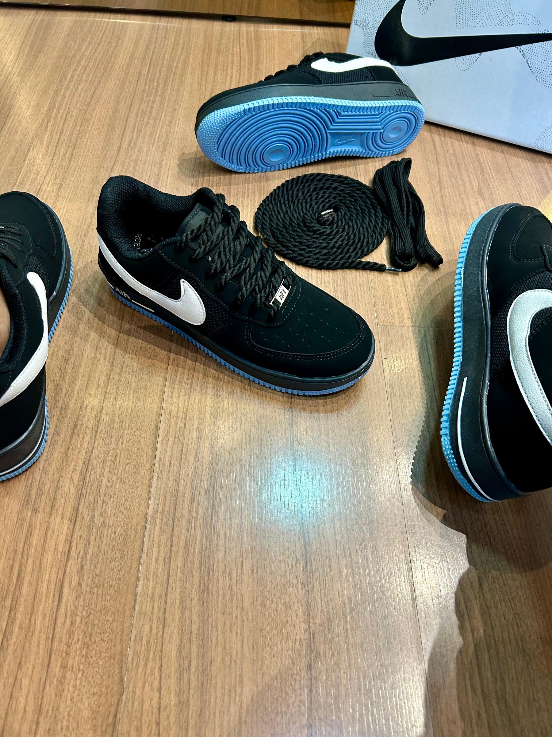 Nike air force camurça