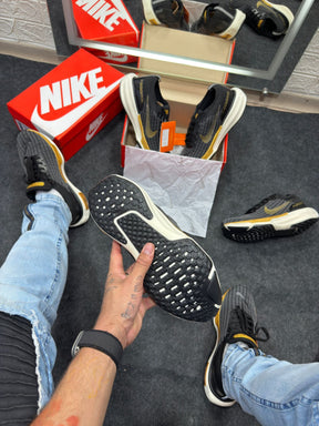 Tênis Nike Zoomx Invincible Run FK 3