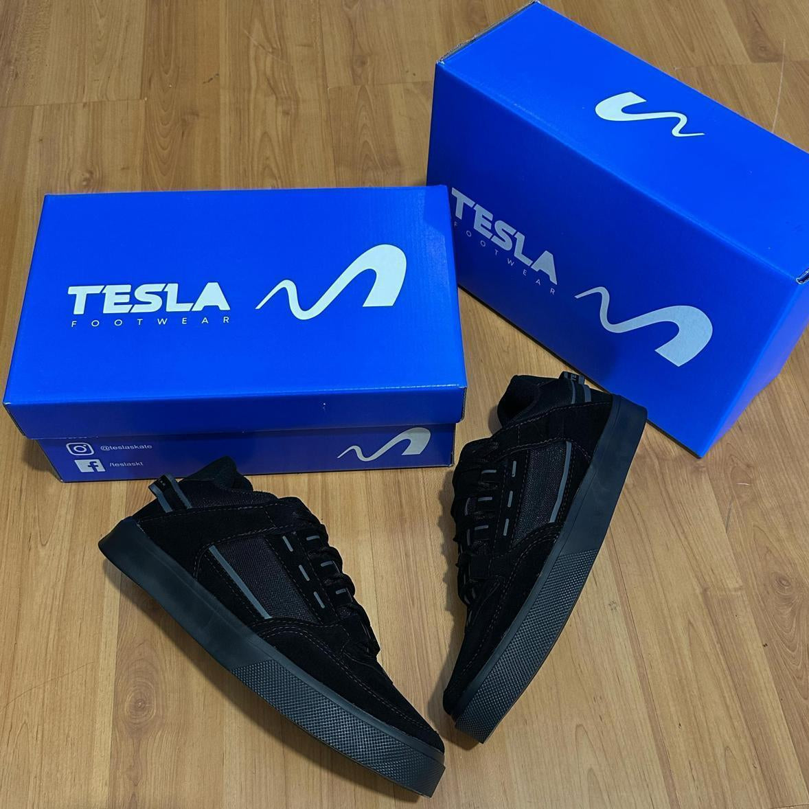 Tênis Tesla