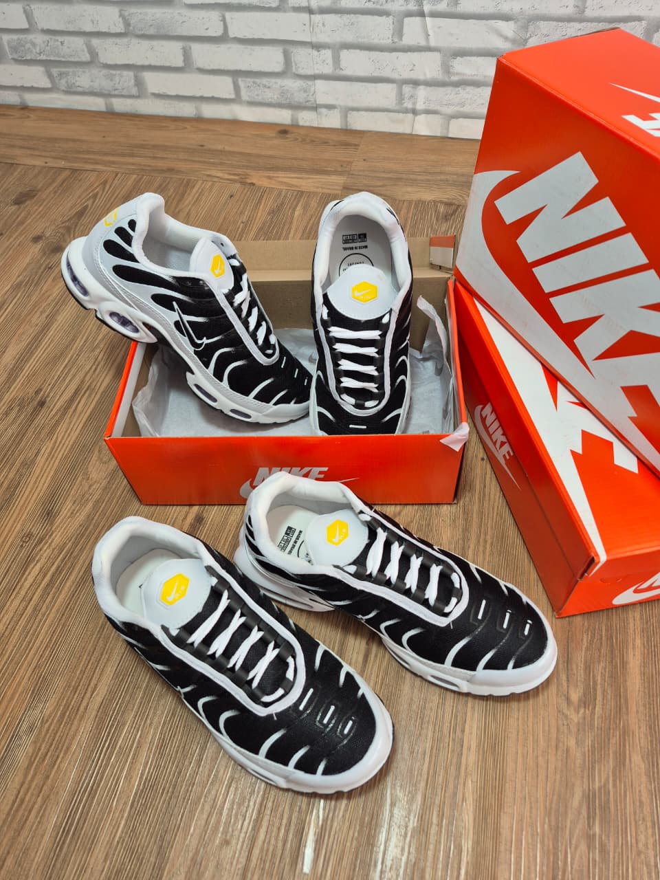 Nike Air TN 2