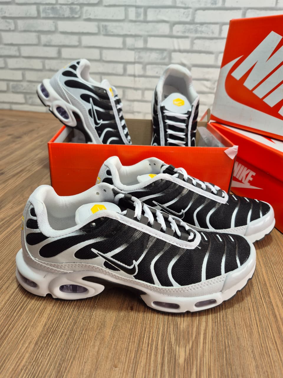 Nike Air TN 2
