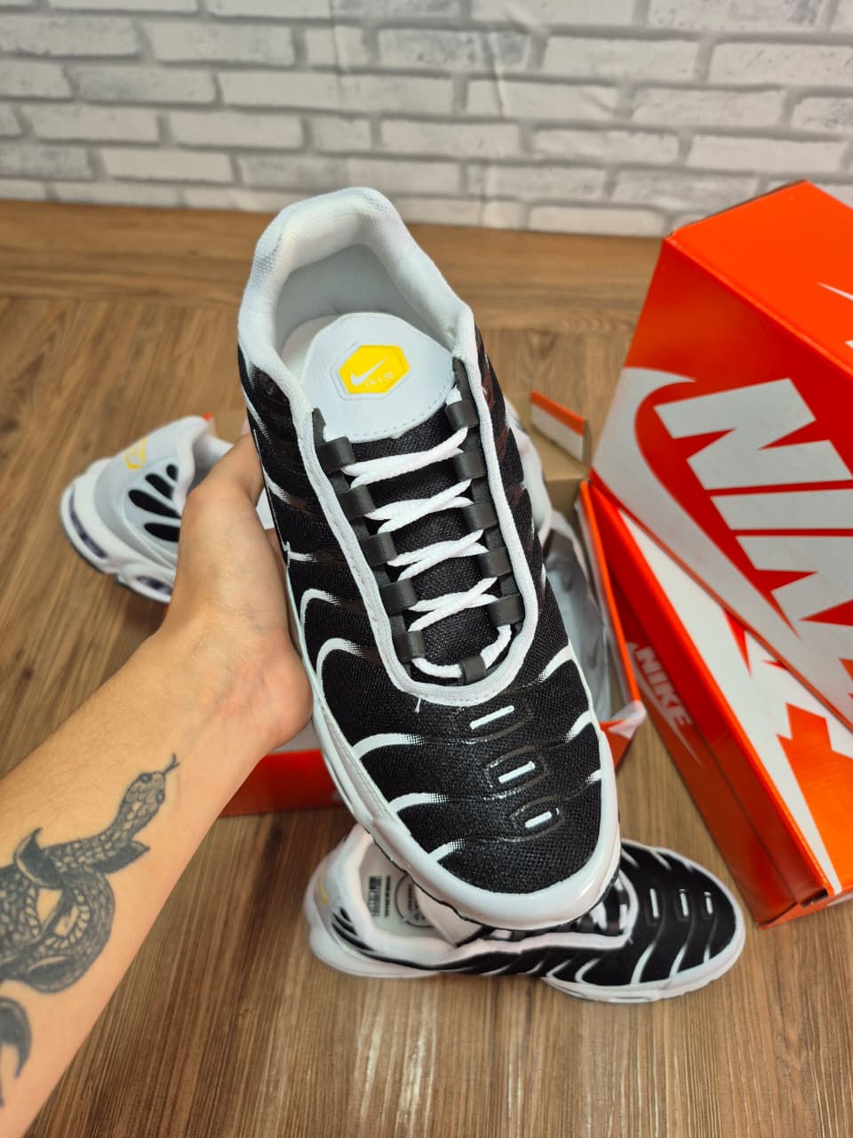 Nike Air TN 2