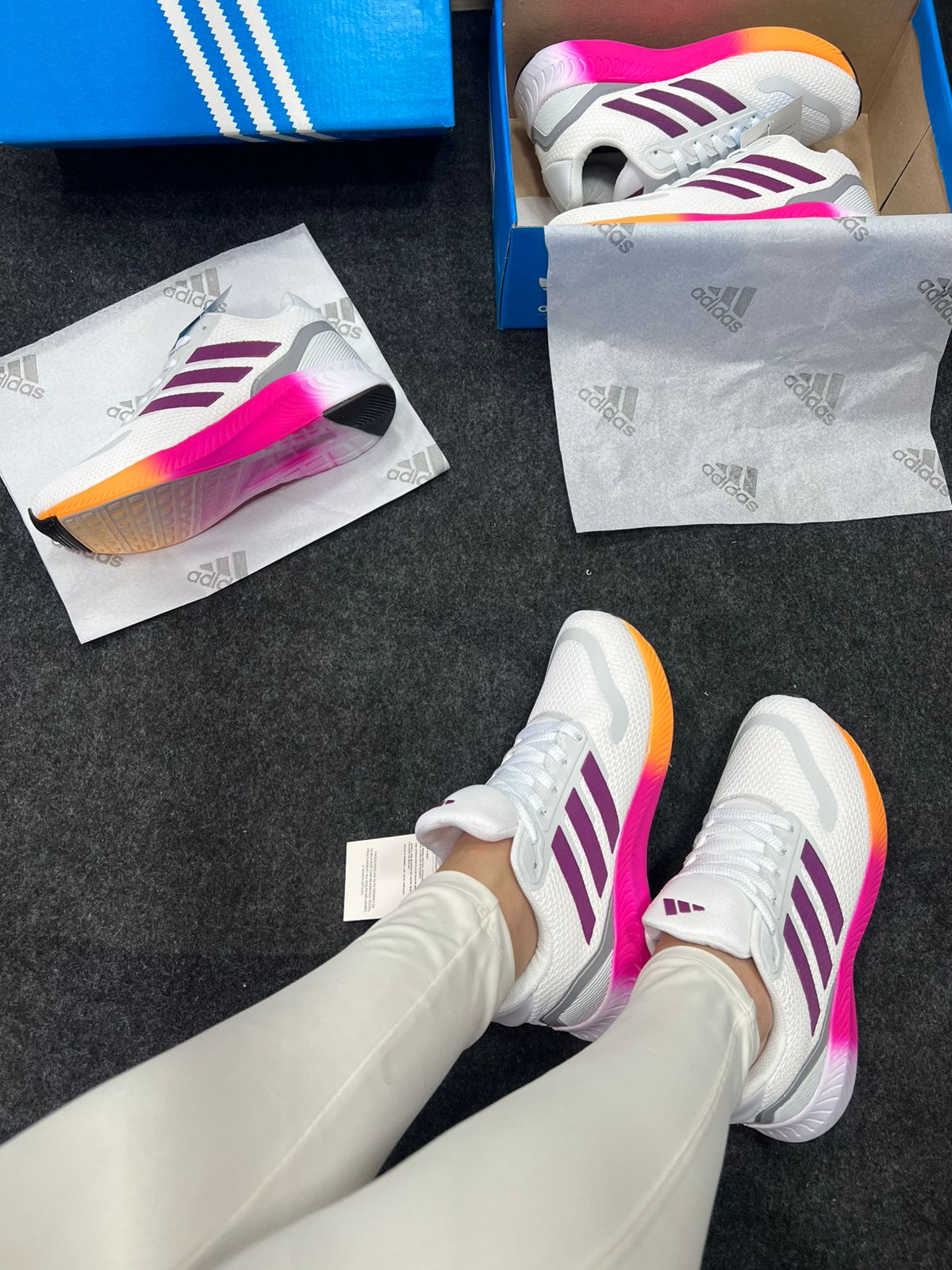 Adidas Falcon