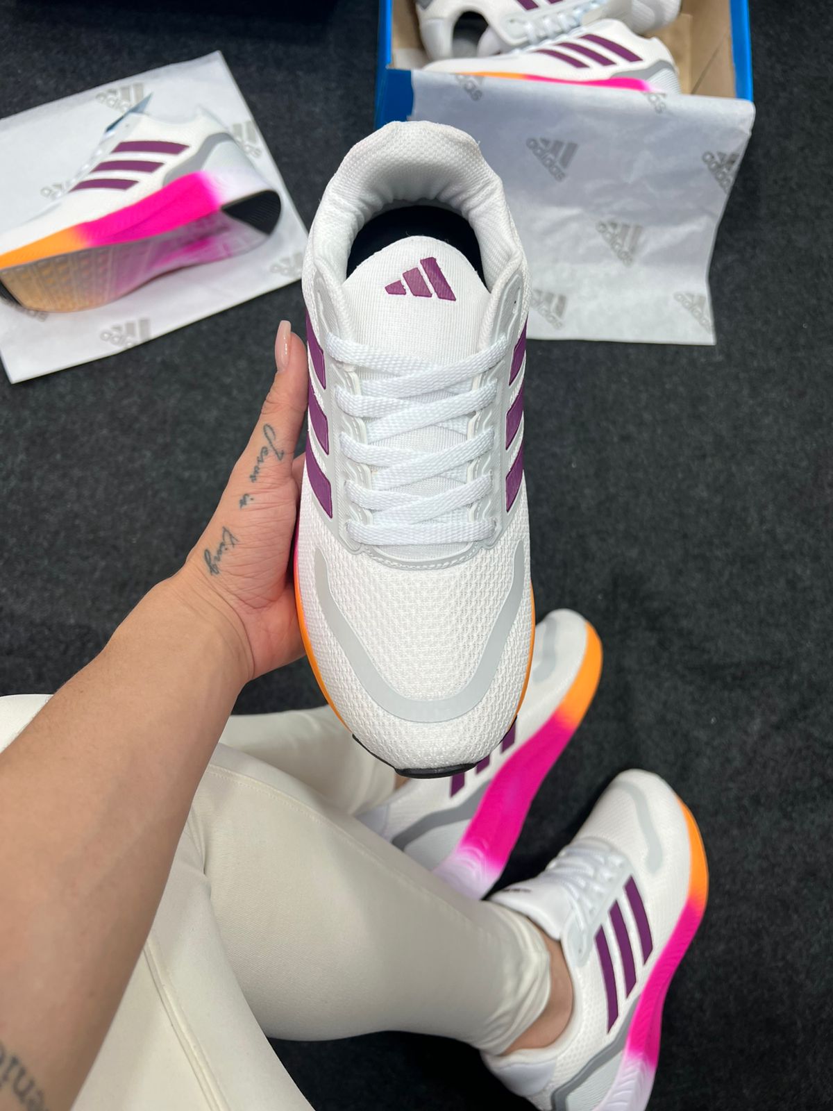 Adidas Falcon