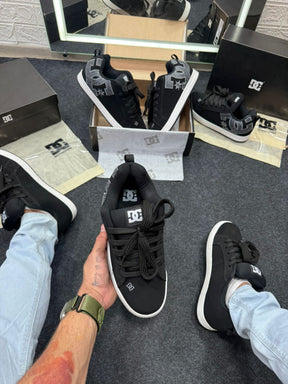 DC SHOES CO USA