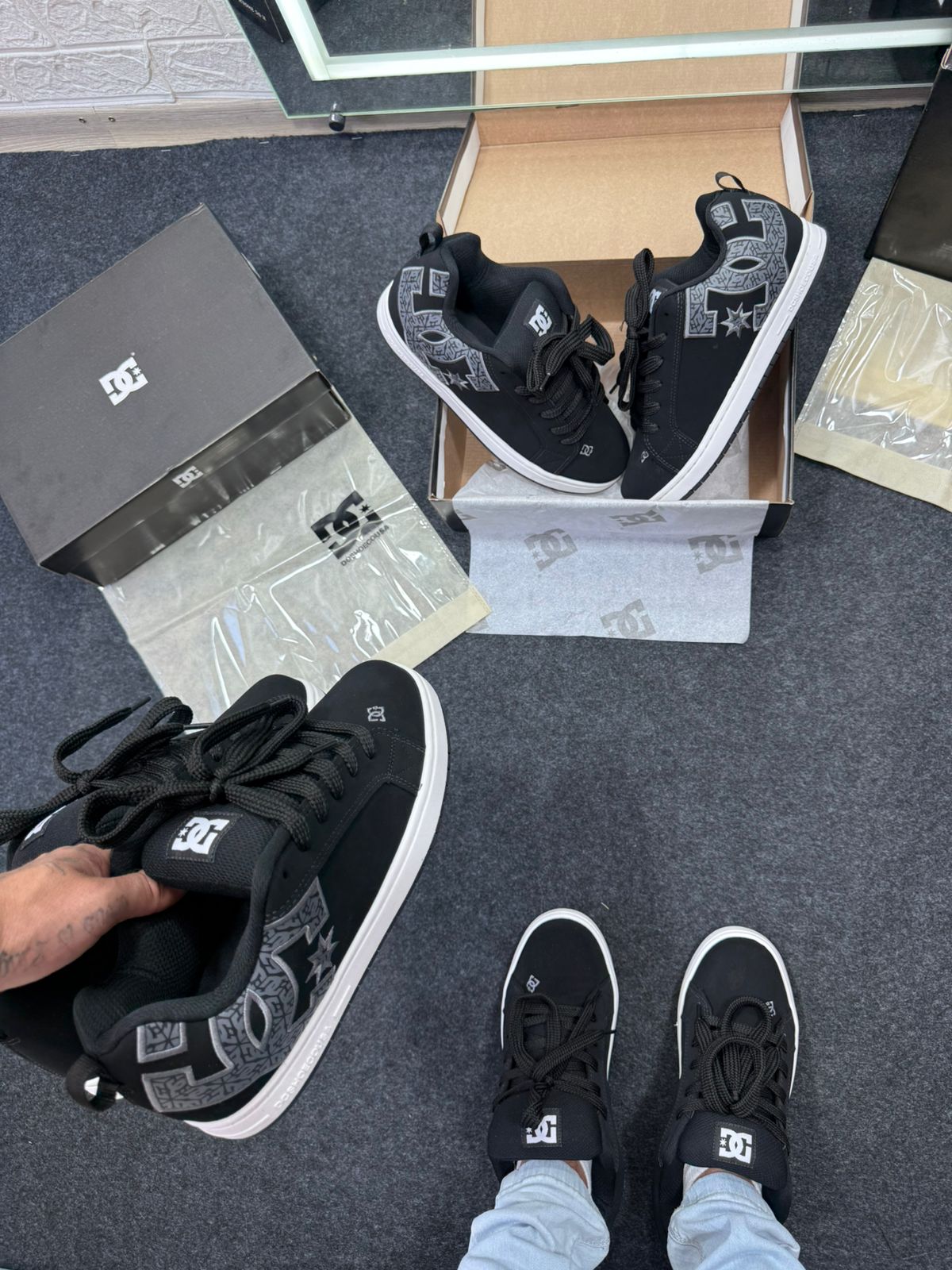 DC SHOES CO USA
