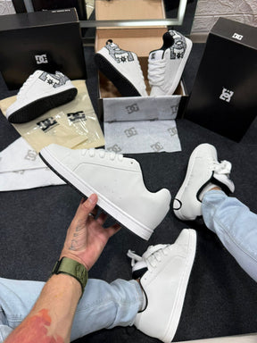 DC SHOES CO USA