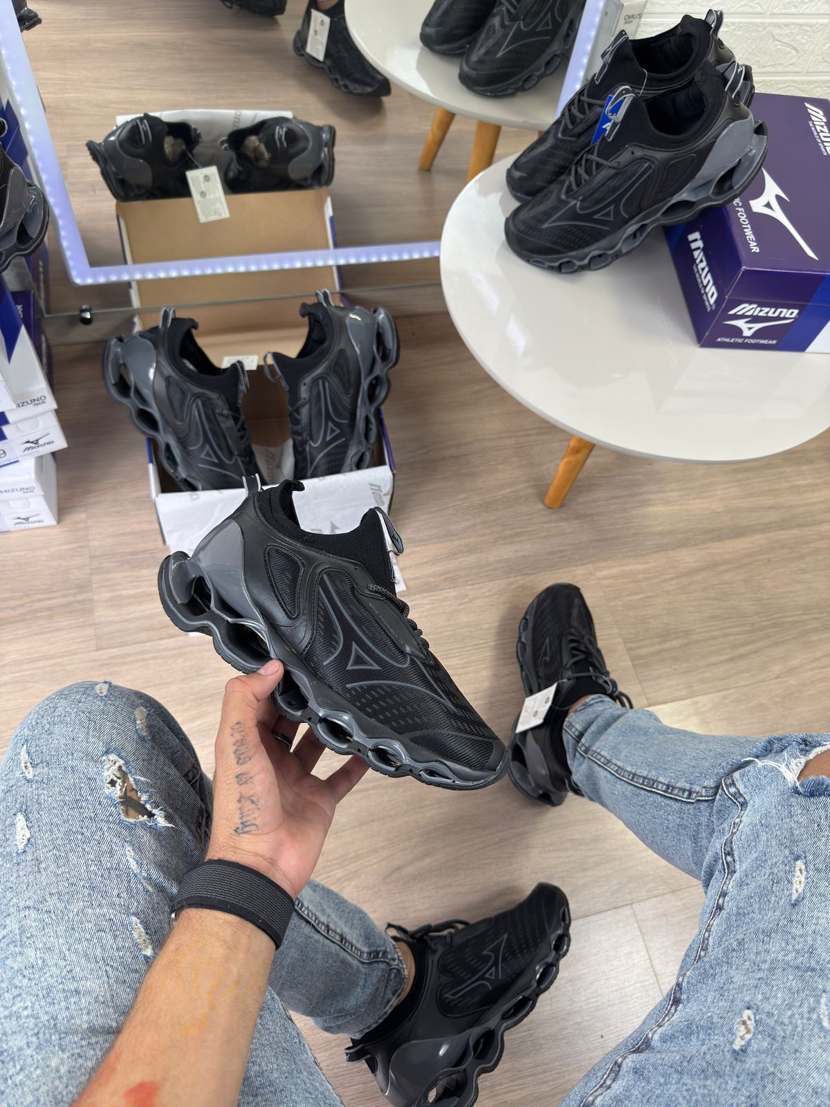 Mizuno Wave Prophecy 14