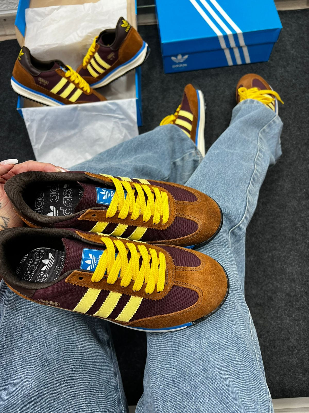 Adidas SL 7