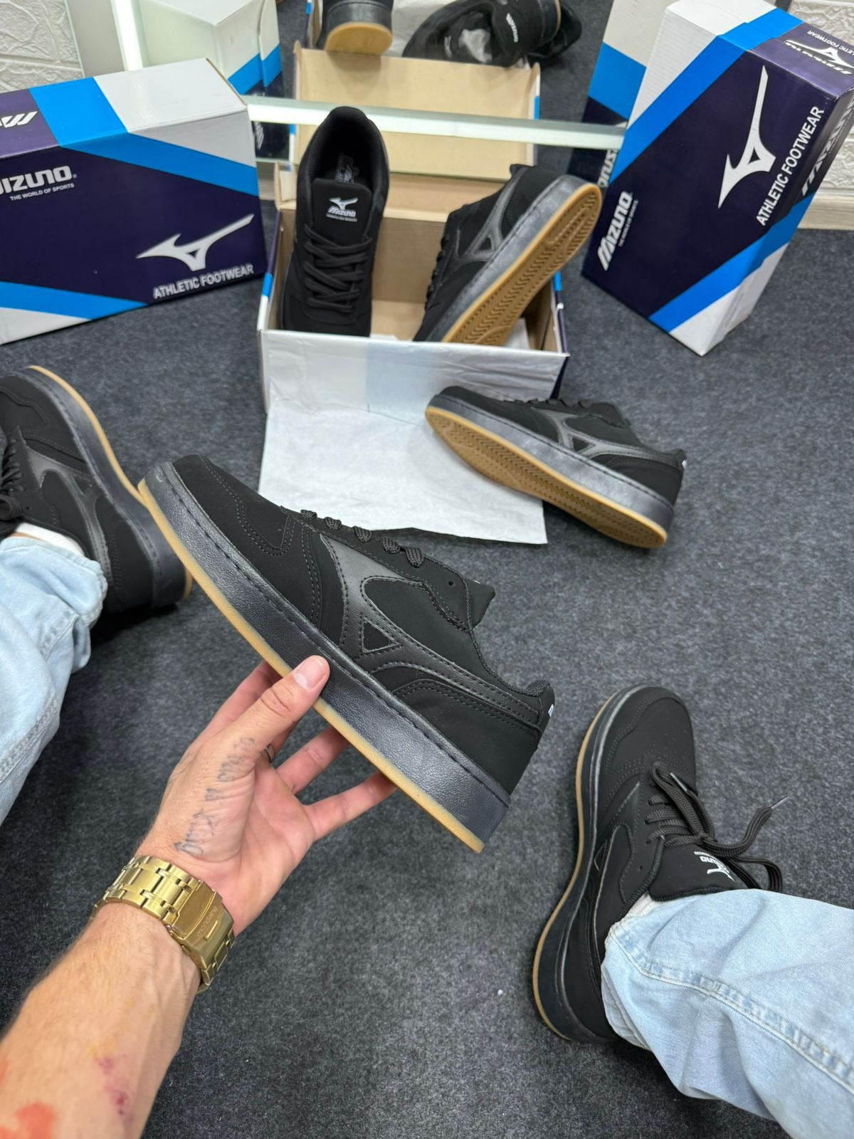 Mizuno Street Wind