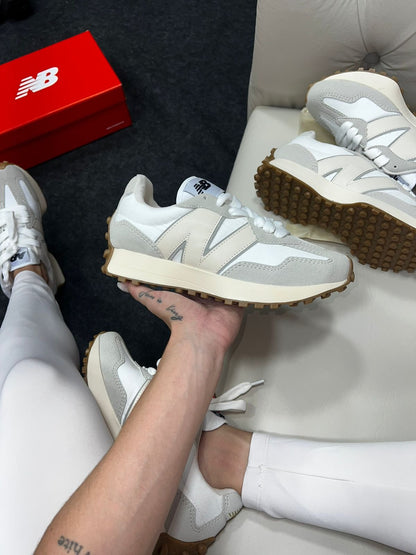 New Balance 327