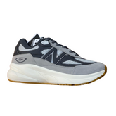 New Balance 990