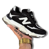 Tênis New Balance 9060 Masculino Preto e branco
